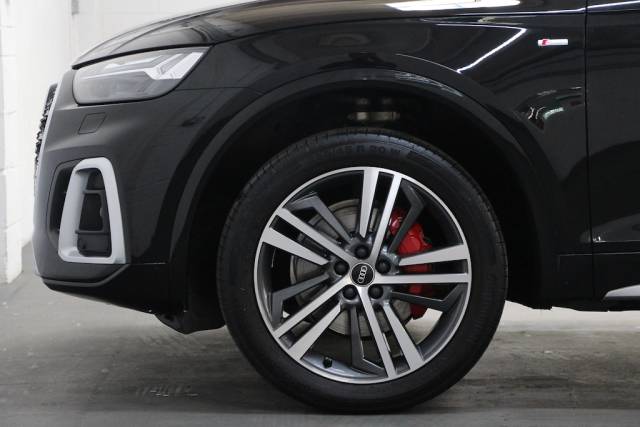 2020 Audi Q5 2.0 T FSi 45 Quattro S Line [265] (BIG SPEC, FACELIFT, FSH, 8.9% APR !!)