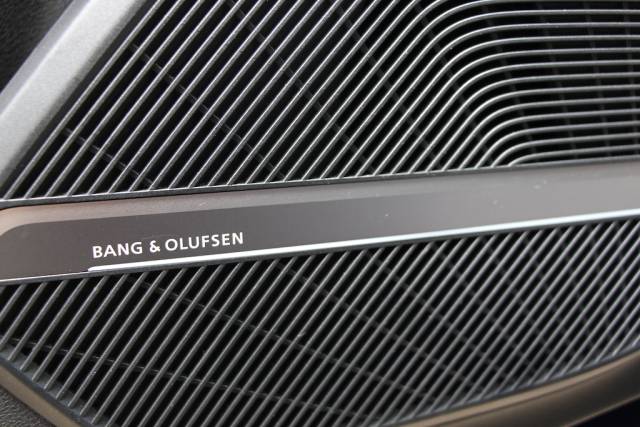 2018 Audi Q5 2.0 T FSi Quattro S line [252] (STUNNING CAR, GREAT SPEC, FSH, 8.9% APR !!)
