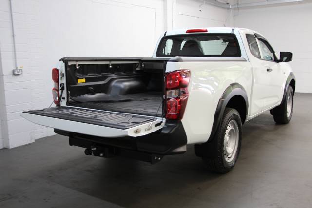 2025 Isuzu D-max 1.9 TD Utility Diff Lock Extended Cab 4x4 [205] (JUST REGISTERED, HERE AND READY TO GO !!)