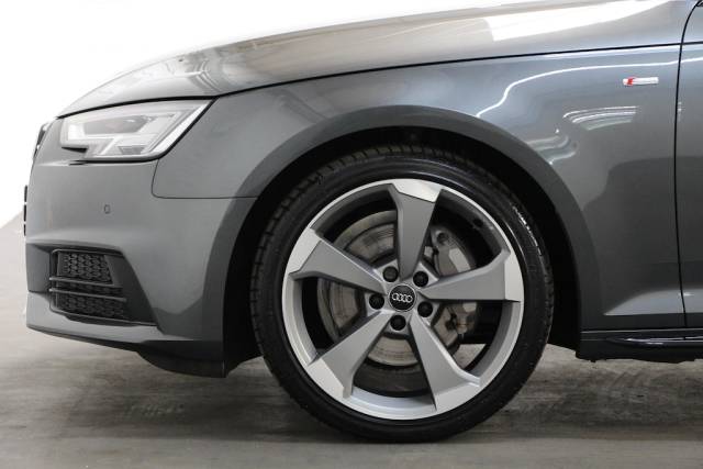 2018 Audi A4 Avant 2.0 Tdi Quattro Black Edition [190] (1 PVT OWNER, FSH, LOW MILES, RARE QUATTRO !!)