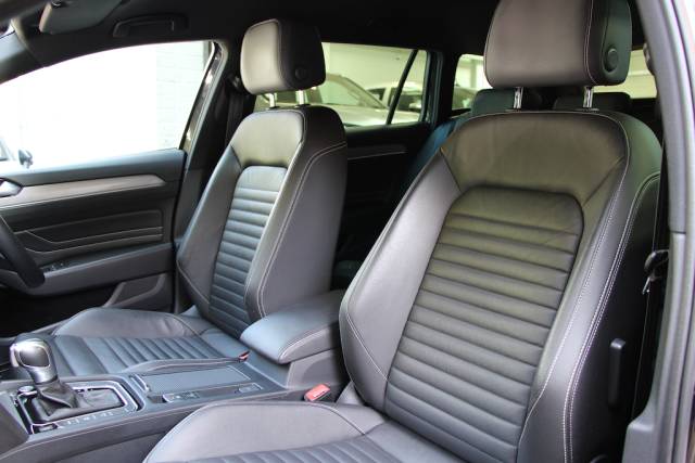 2019 Volkswagen Passat 1.4 TSi 13kWh GTE Advance PHEV [218] (SUPERB EXAMPLE, GREAT SPEC, 8.9% APR !!)
