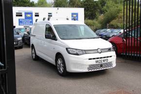 VOLKSWAGEN CADDY MAXI 2022 (22) at Weybridge Isuzu West Byfleet