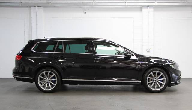 2022 Volkswagen Passat 1.4 TSI 13kWh GTE Advance Estate PHEV [218] (LOVELY FSH EXAMPLE, 8.9% APR !!)