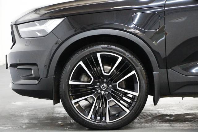 2020 Volvo XC40 1.5 T5 Recharge 10.7kWh R-Design Pro PHEV [262] (FSH, STUNNING, 8.9% APR !!)