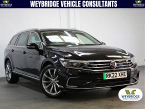 VOLKSWAGEN PASSAT 2022 (22) at Weybridge Isuzu West Byfleet