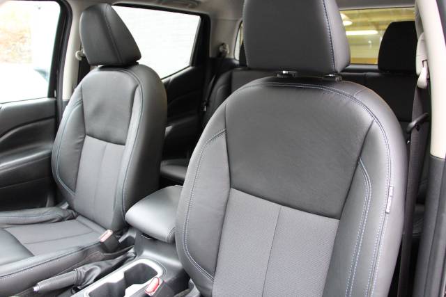 2021 Nissan Navara 2.3 dCi N-Guard Double Cab 4WD [190] (1 OWNER, FSH, FINANCE FROM 8.9% APR !!)