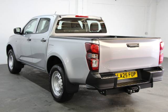 2025 Isuzu D-max 1.9 TD Utility DL Double Cab 4WD [164] (ANY VEHICLE IN P/X, 6.9% APR, PCP, LP & HP !!)