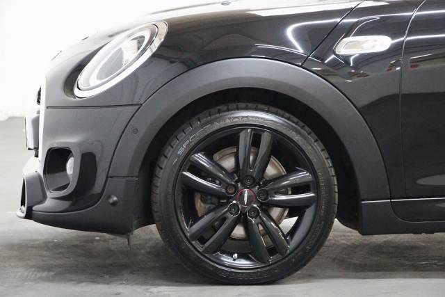 2019 Mini Hatch 2.0 Cooper S Sport 3dr [192] (STUNNING CAR, 2/0, FSH, 8.9% APR !!)