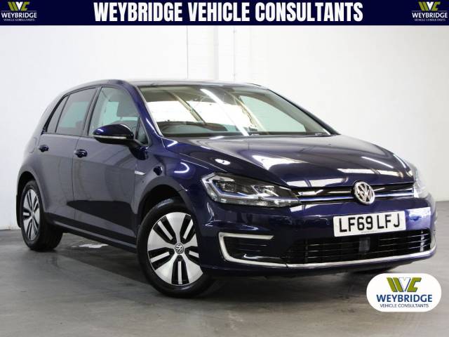 Volkswagen e-Golf 35.8kWh 5 Door [136] (FINANCE FROM 8.9% APR !!) Hatchback Electric Atlantic Blue