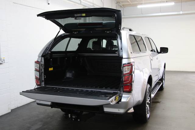 2025 Isuzu D-max 1.9 TD DL40 Pickup DC 4WD [164] (ANY VEHICLE IN P/X, 6.9% APR, PCP, LP & HP !!)