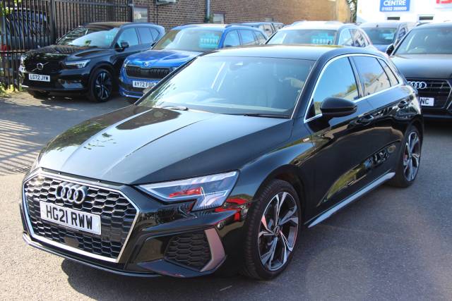 2021 Audi A3 1.5 T FSi 35 S line Sportback [150] (1 OWNER, FSH, 8.9% APR !!)