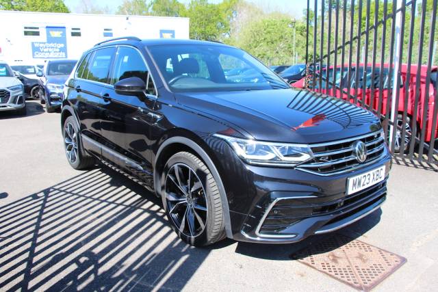 2023 Volkswagen Tiguan 1.5 TSi R-Line [150] (STUNNING, FINANCE FROM 8.9% APR, PCP & HP !!)
