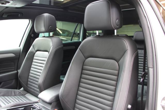 2021 Volkswagen Passat 1.4 TSi 13kWh GTE Advance Estate PHEV [218] (BIG SPEC, LOVELY CAR