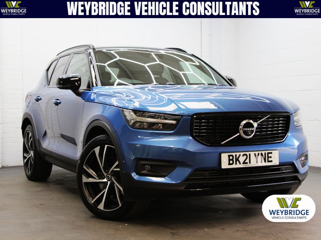 2021 Volvo XC40