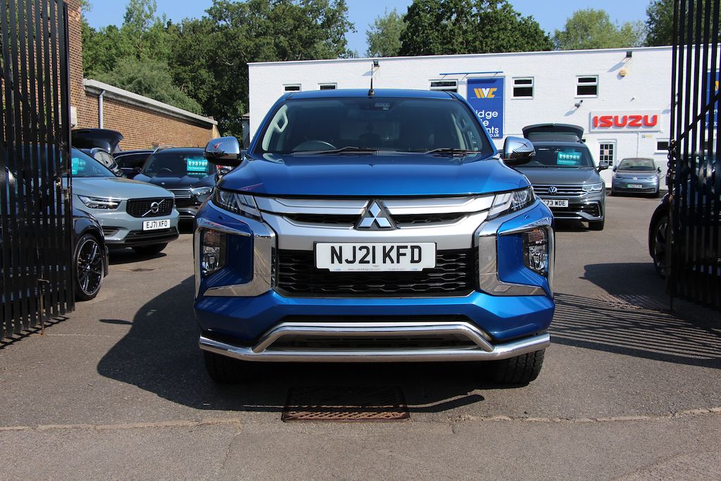 2021 Mitsubishi L200