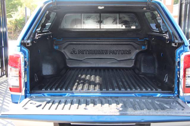 2021 Mitsubishi L200 2.3 DI-D DC Barbarian Double Cab 4WD [150] (FSH, FINANCE FROM 8.9% APR !!)