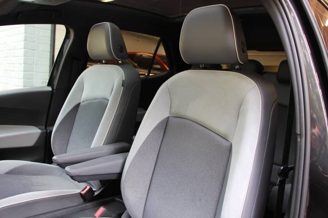 2021 Volkswagen ID.3 Pro Performance 58kWh Family [204] (FINANCE FROM 8.9% APR, PCP & HP !!)
