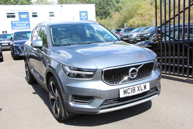 2018 Volvo XC40 2.0 T4 Momentum AWD [190] (FANTASTIC EXAMPLE, FINANCE FROM 8.9% APR !!)