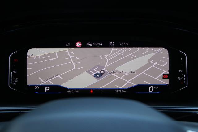 2024 Volkswagen T-Roc 1.5 TSi R-Line Black Edition [150] (1 OWNER, FSH, 8.9% APR !!)