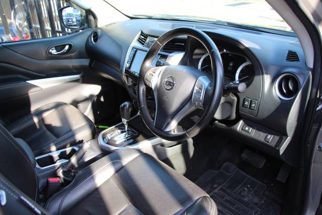2020 Nissan Navara 2.3 dCi Tekna Double Cab 4WD [190] (2 OWNERS, FSH, 3 RECORDS TO 36253 MILES !!)
