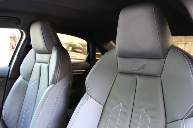 2023 Audi A3 1.5 T FSi 35 S line Saloon 4dr [150] (GREAT CAR, GREAT SPEC, FSH !!)