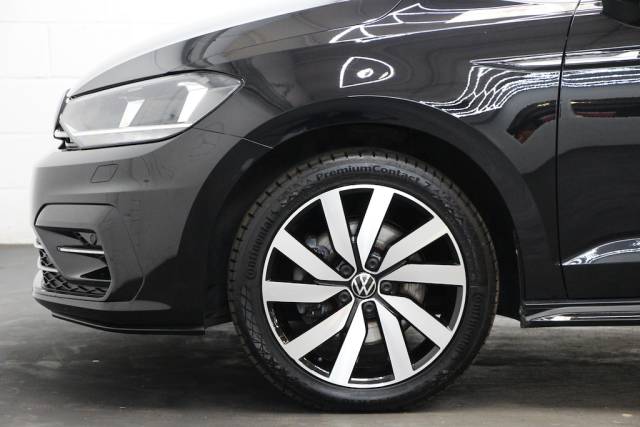 2024 Volkswagen Touran 1.5 TSi EVO R-Line (7 SEATS) [150] (STUNNING, FINANCE FROM 8.9% APR, PCP & HP !!)