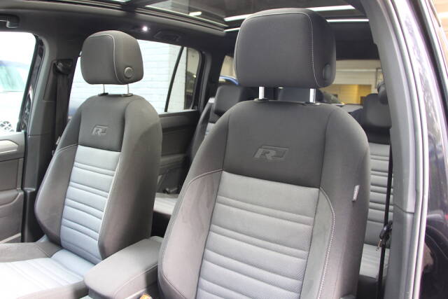 2024 Volkswagen Touran 1.5 TSi EVO R-Line (7 SEATS) [150] (STUNNING, FINANCE FROM 8.9% APR, PCP & HP !!)