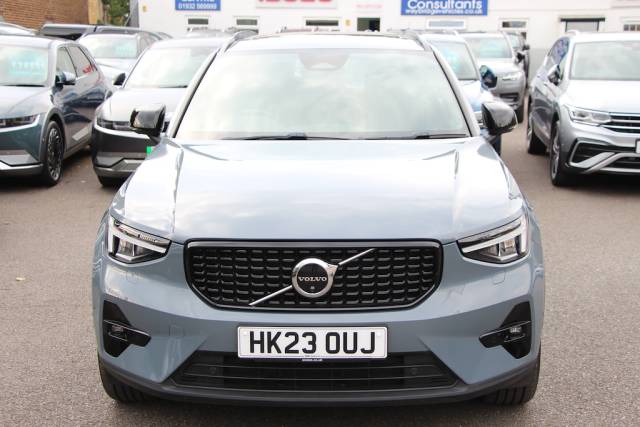 Volvo XC40 2.0 B4 MHEV Ultimate Dark [197] (FINANCE FROM 8.9% APR, PCP & HP !!) SUV Petrol / Electric Hybrid Thunder Grey