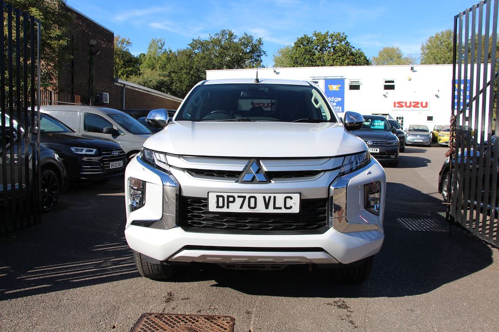 2021 Mitsubishi L200