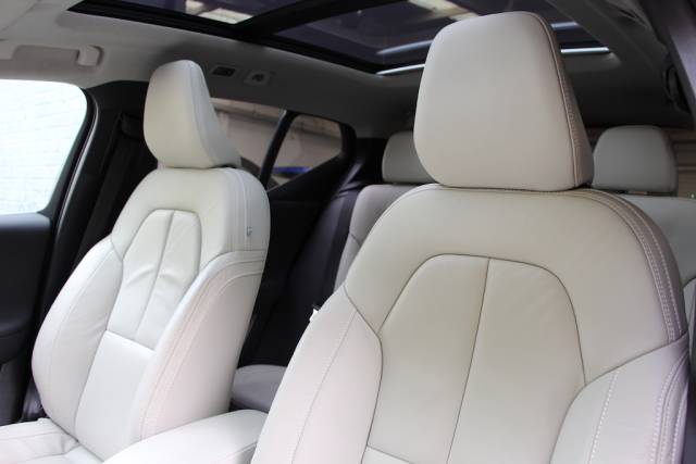 2022 Volvo XC40 1.5 T5 Recharge 10.7kWh Ultimate Bright PHEV [262] (8.9% APR FINANCE, PCP & HP !!)