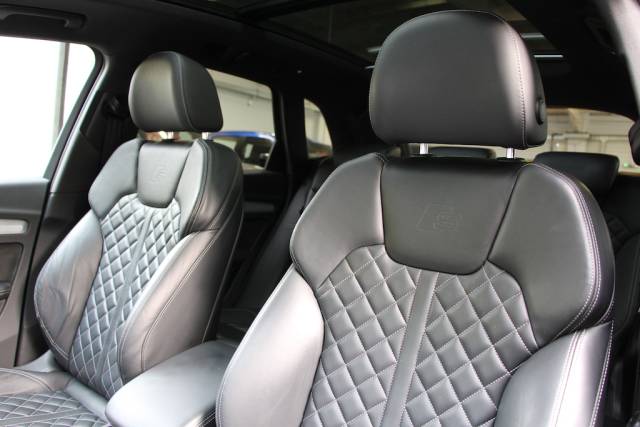 2020 Audi Q5 2.0 T FSIe 55 Quattro S-Line Competition 14.1kWh PHEV [367] (FINANCE FROM 8.9% APR !!)