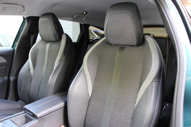 2024 Peugeot 308 SW 1.2 PureTech Allure Estate EAT [130] (FINANCE FROM 8.9% APR, PCP & HP !!)