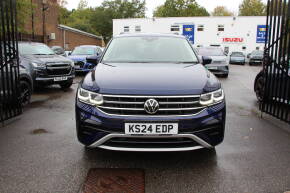 VOLKSWAGEN TIGUAN ALLSPACE at Weybridge Isuzu West Byfleet