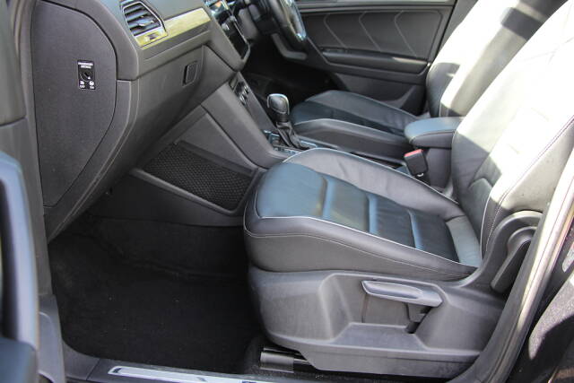 2021 Volkswagen Tiguan Allspace 1.5 T Si EVO R-Line Tech (7 SEATS) [150] (STUNNING, FINANCE FROM 8.9% APR, PCP & HP !!)